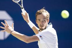 开云官方app入口-英国网球队力克欧洲网球队，梅德韦杰夫打破历史纪录的简单介绍