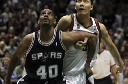 开云平台-关于马刺完胜青岛队，易建联惊艳四座的信息