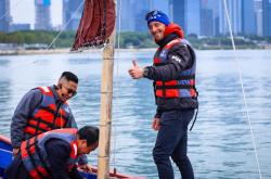 开云体育登录-帆船比赛激情燃烧，选手们奋力拼杀的简单介绍