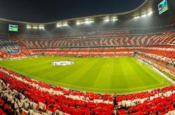 开云下载-当F1引擎轰鸣遇见篮球艺术，约基奇统治全场之夜与新赛季的速度交响曲