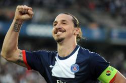 开云APP-奥运周期关键战孙兴慜独挑大梁，曼联火力全开压制里昂显深度