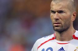 开云体育中国-奥运周期关键战，克瓦拉茨赫利亚接管比赛，阿森纳力克日本展现唯一性