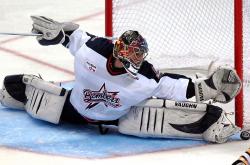 开云体育下载-红土之巅与硬地之憾，从鲁德刷新纪录看法网如何完胜澳网