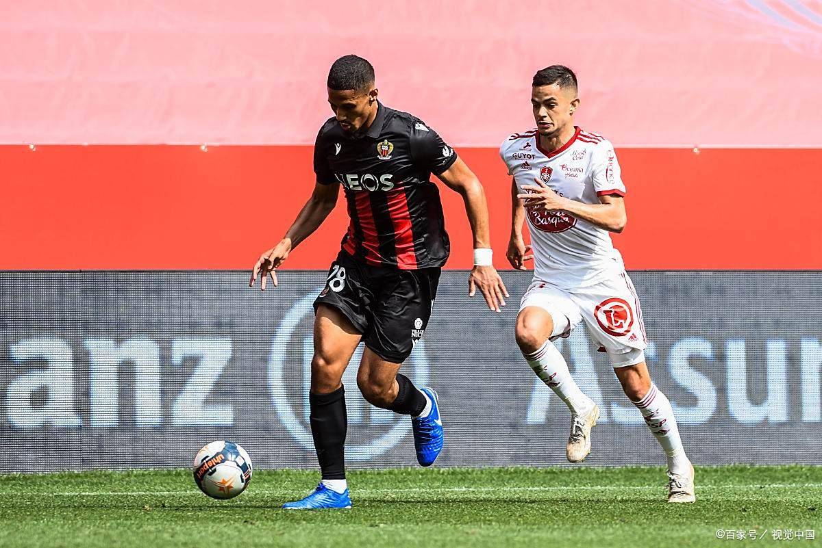 里昂逆势战胜尼斯,固守前场不退 里昂逆势战胜尼斯,固守前场不退