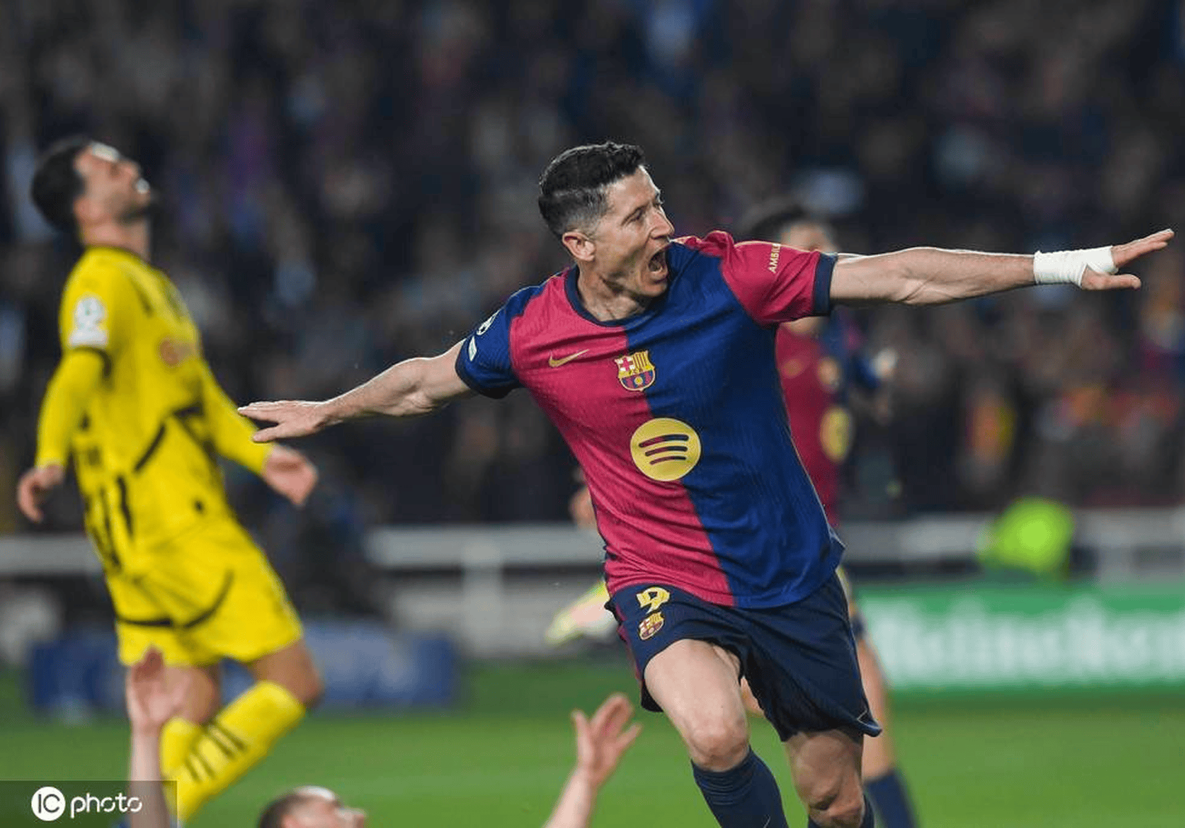 法国翻盘多特蒙德，莱万送出助攻的简单介绍