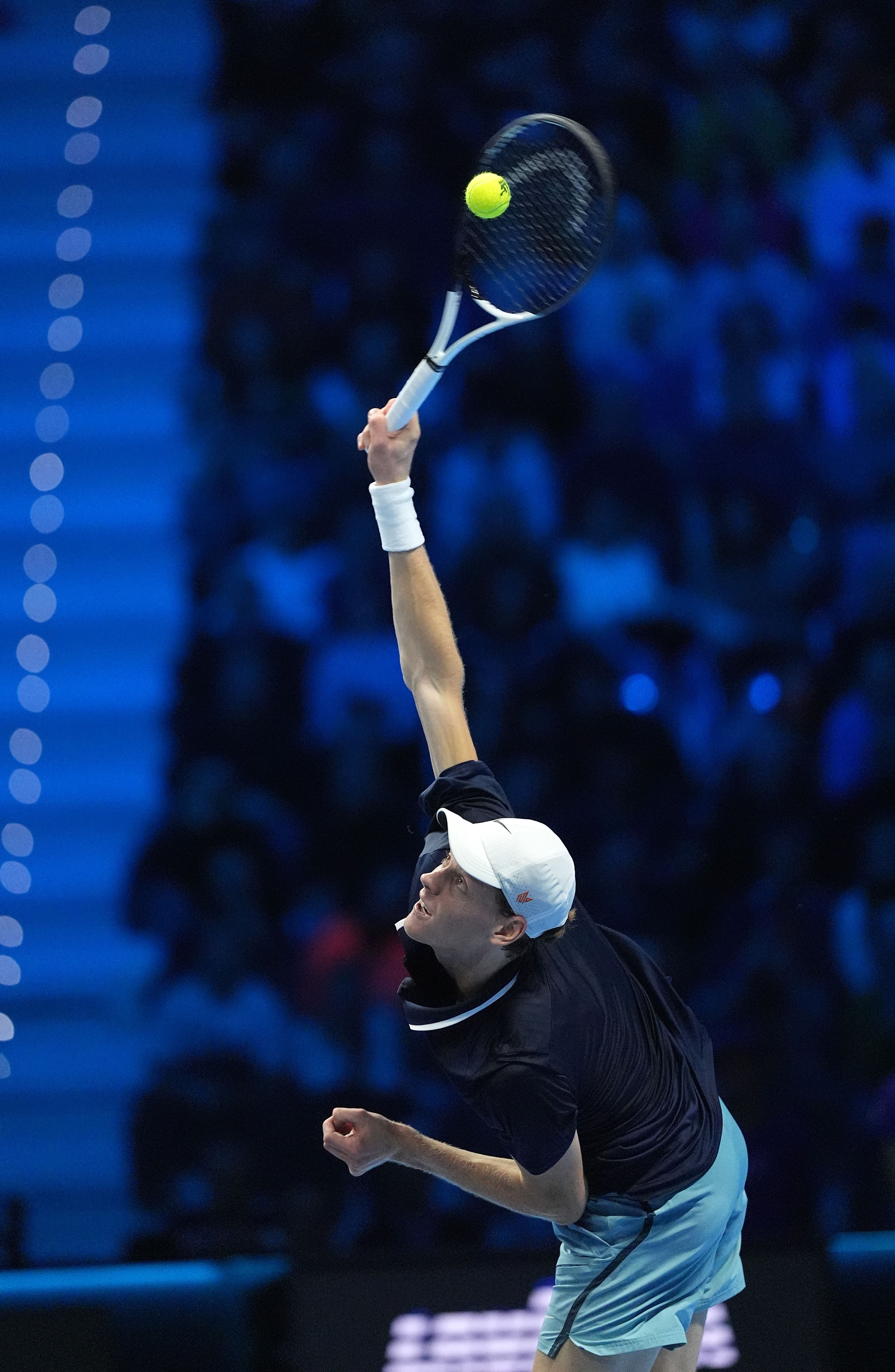 关于年终总决赛绝杀蒙特卡洛大师赛，梅德韦杰夫点燃赛场的信息