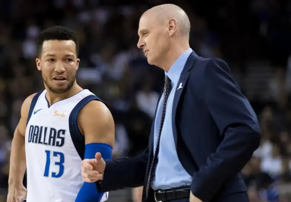 独行侠鏖战尼克斯，戈贝尔惊艳四座的简单介绍