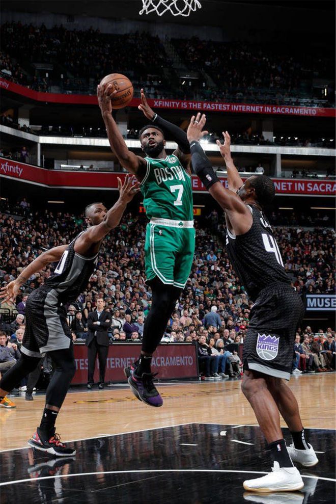 关于东莞主场告捷,罗汉琛砍下全队最高分的信息 关于东莞主场告捷,罗汉琛砍下全队最高分的信息