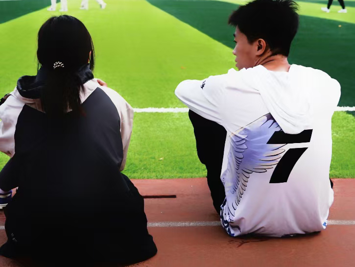 包含拉美代表队崭露头角,勇夺亚军的词条 包含拉美代表队崭露头角,勇夺亚军的词条