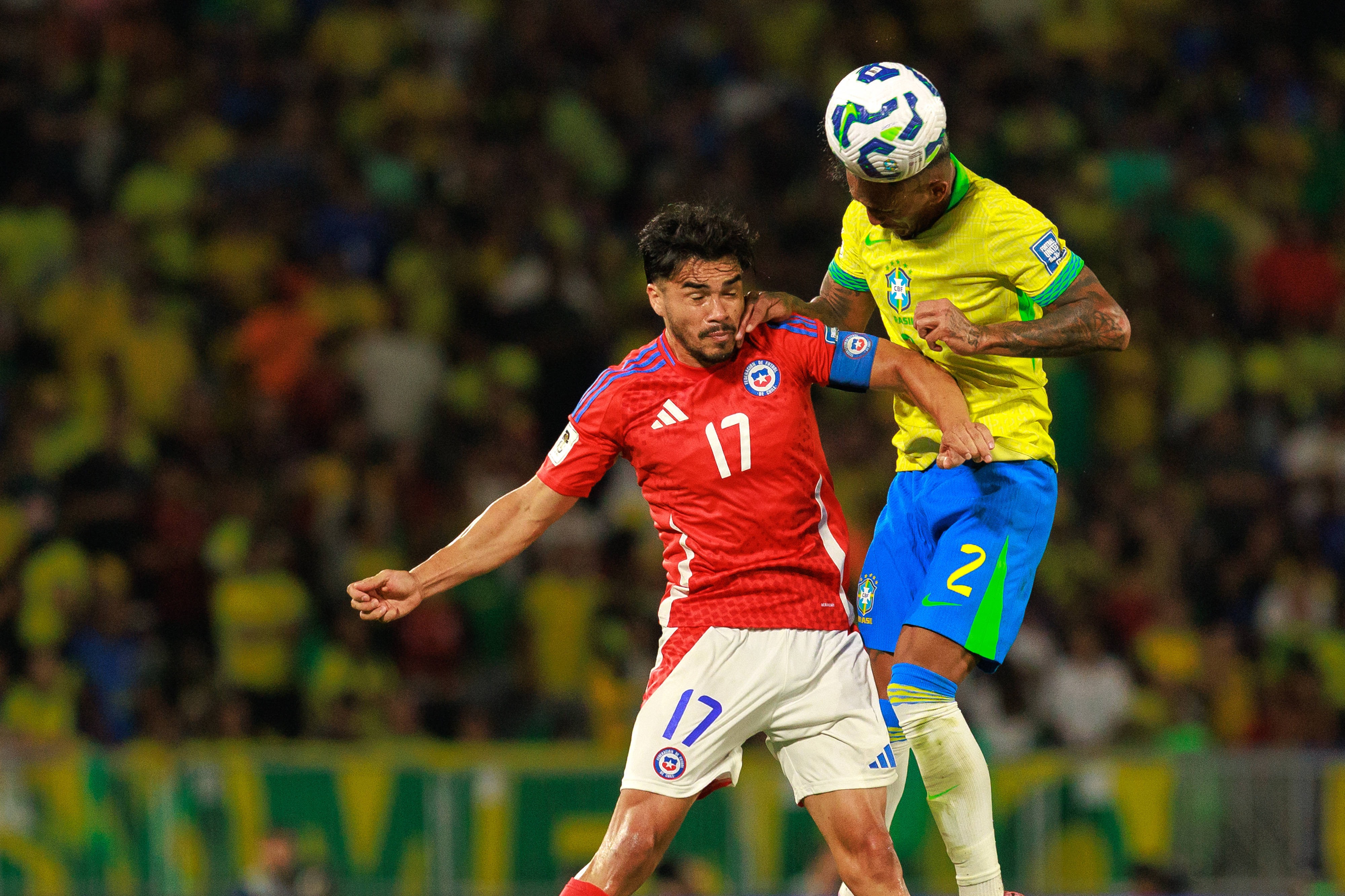 南美球队尴尬失误，导致失利