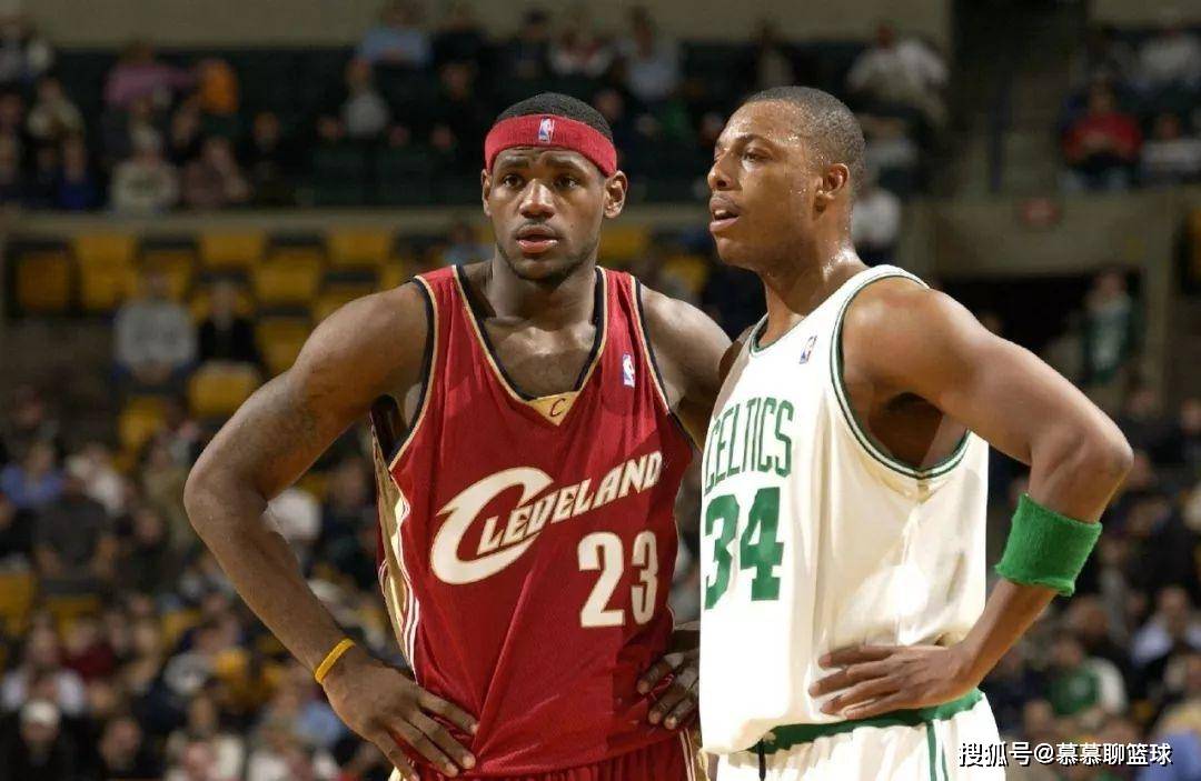 明星球员之间的友谊在赛场上得到体现