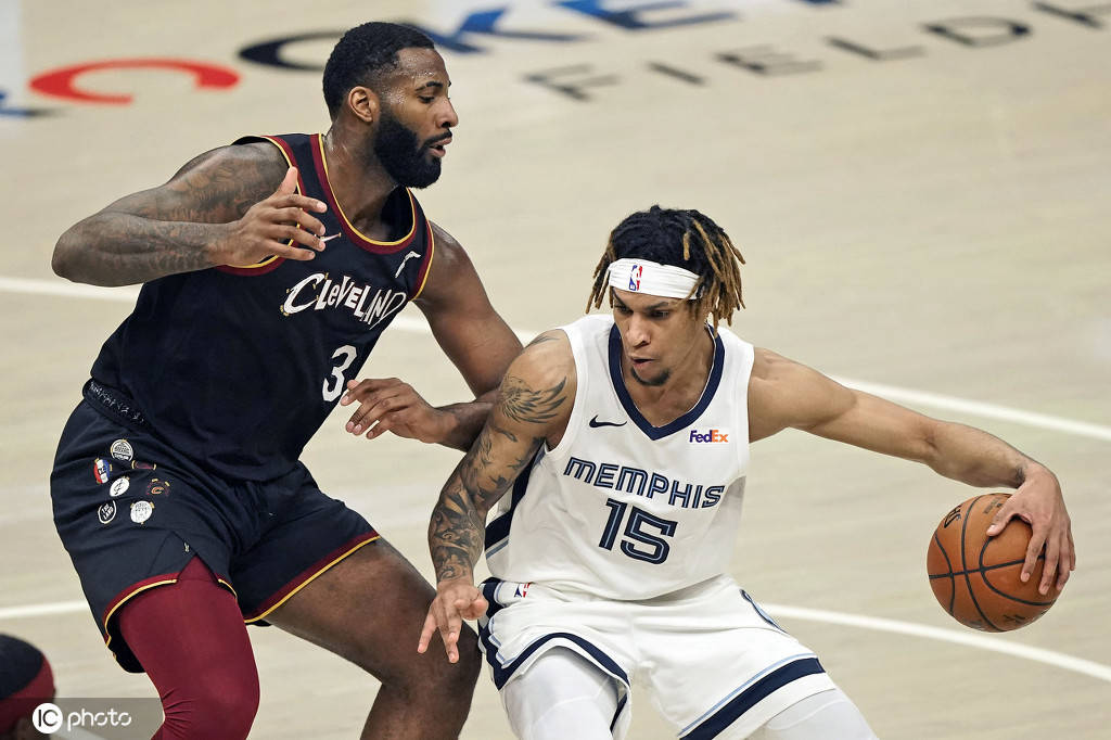 关于灰熊遭遇连败：约瓦尔分全场最高的信息