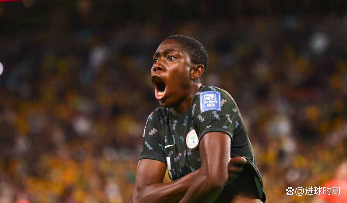 尼日利亚女足队员担任青少年足球教练