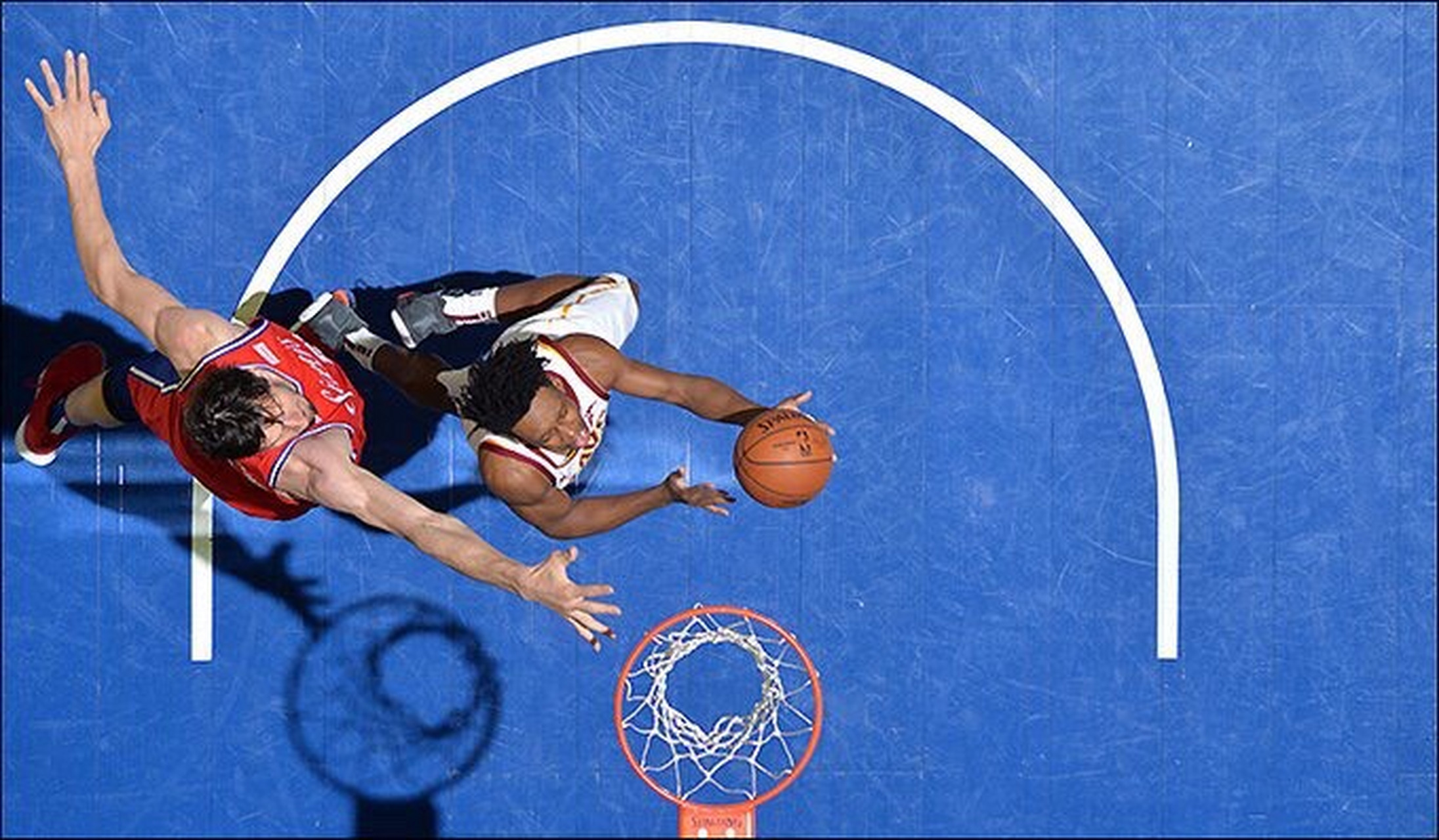 塞尔维亚男篮绝地反击尼日利亚男篮，费沃斯送出助攻的简单介绍