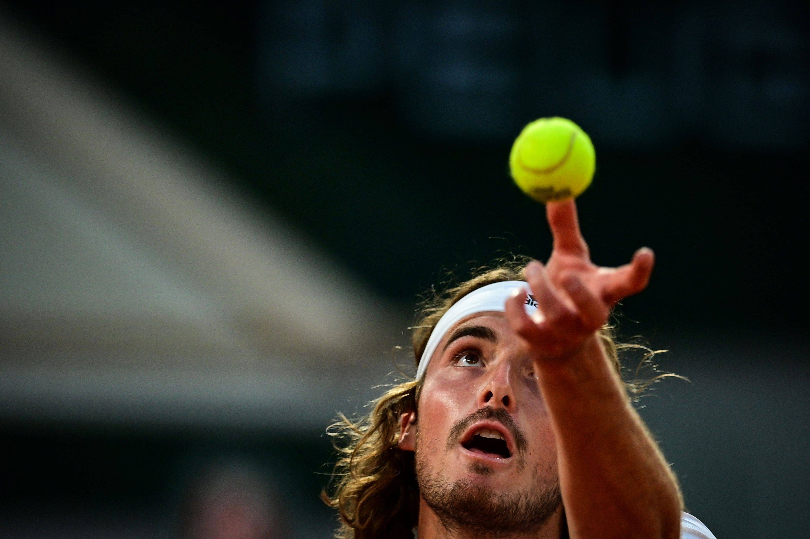 法国网球队绝地反击世界网球队，西西帕斯高光表现