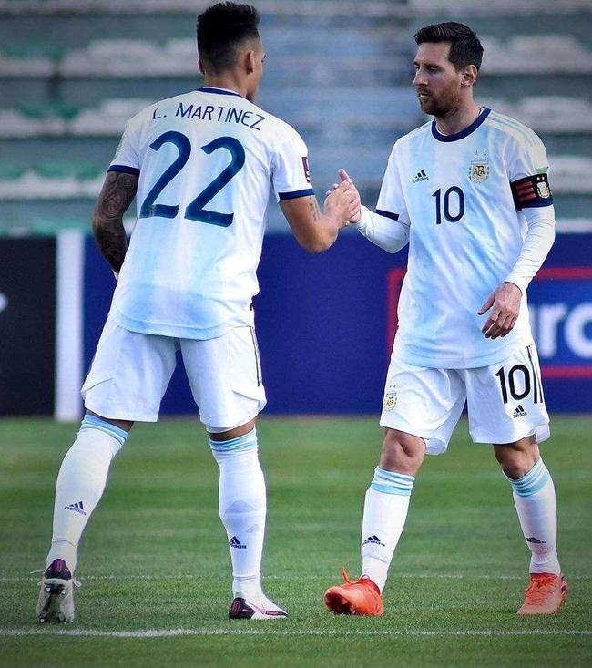 瑞典完胜秘鲁，厄德高完成帽子戏法的简单介绍